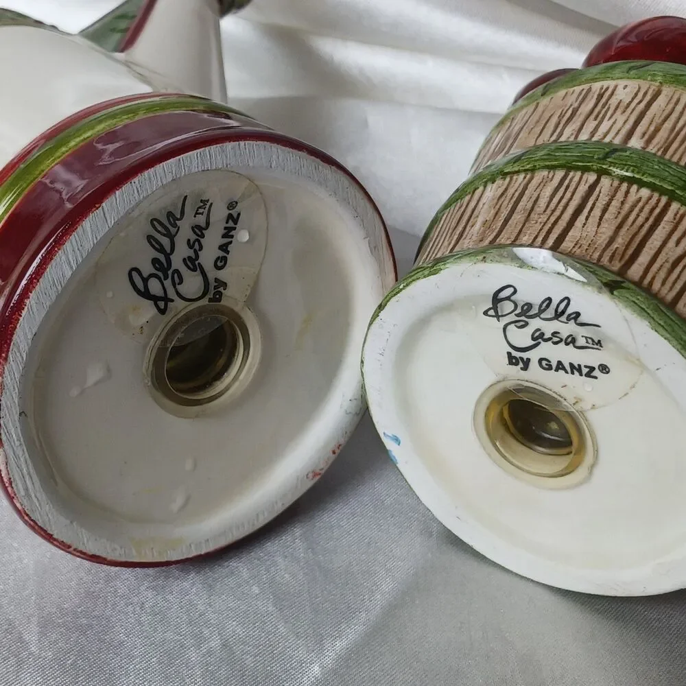 Vintage APPLE THEME CERAMIC Salt & Pepper Shaker Set, Bella Casa By Ganz